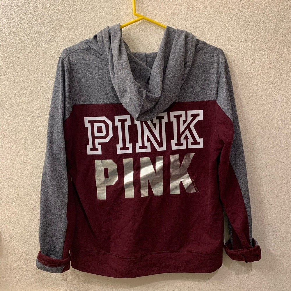 ✨VS PINK Sweatsuit Set✨